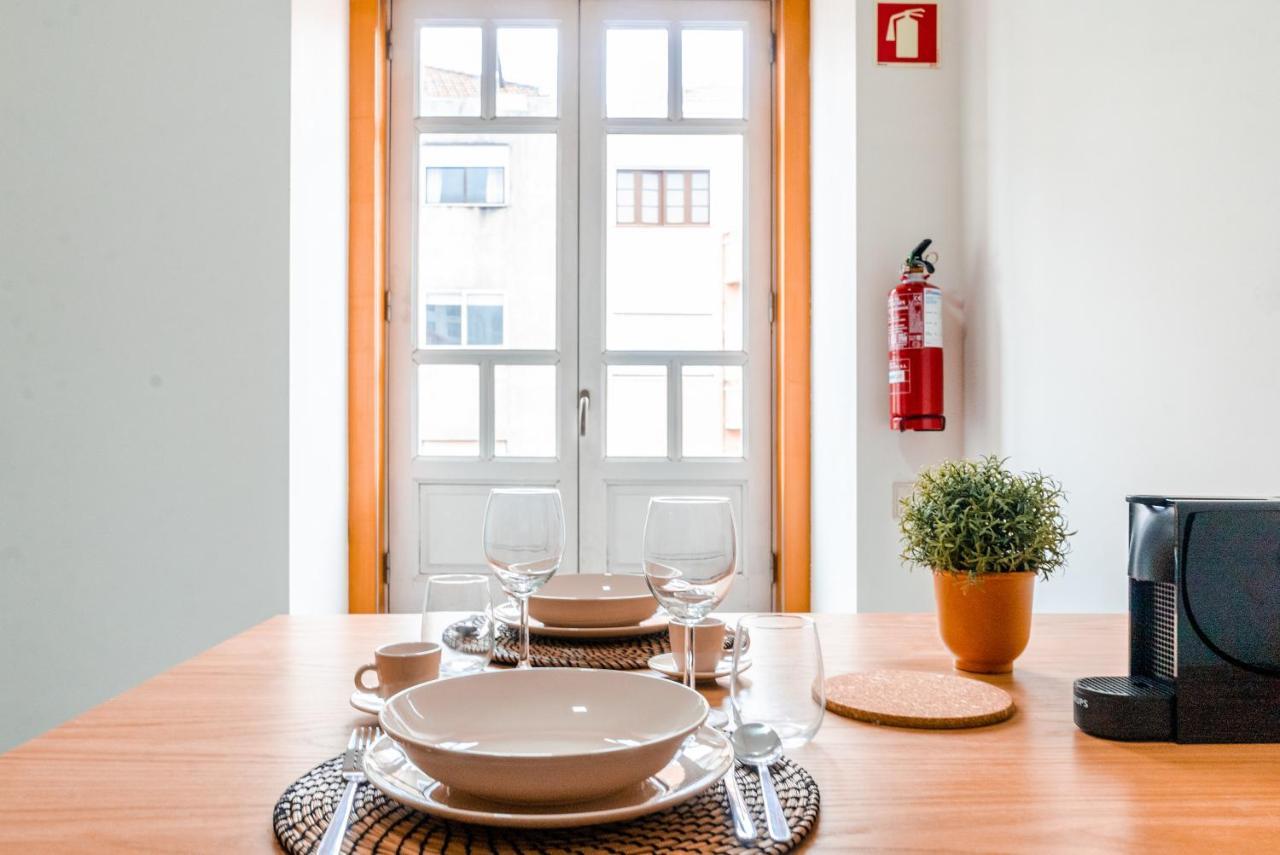 Cozy Studio In The Heart Of Lapa - 5Min Walk To Metro! بورتو المظهر الخارجي الصورة